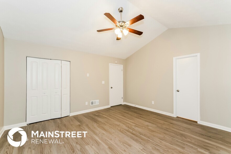 Building Photo - 5878 Homestead Cir