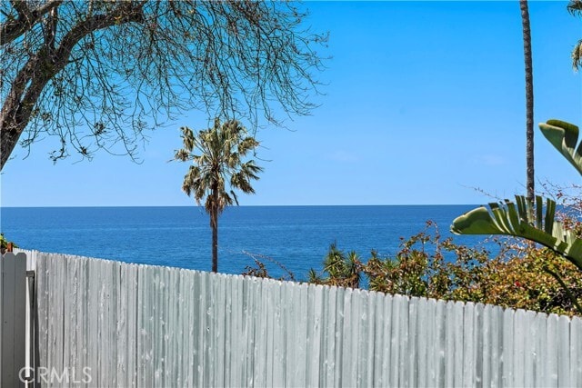 Building Photo - 2120 Temple Hills Dr