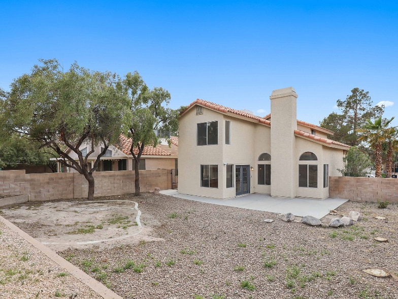 Building Photo - 50 Tidwell Ln