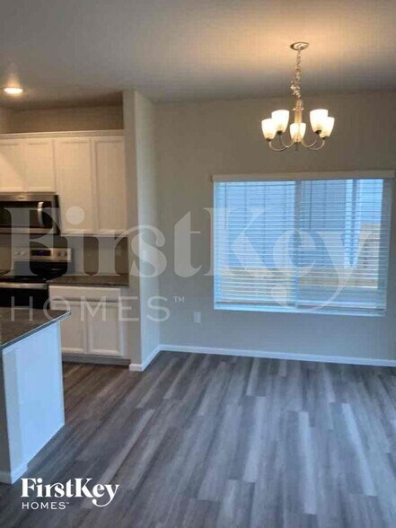 Building Photo - 11156 Murrelet Dr