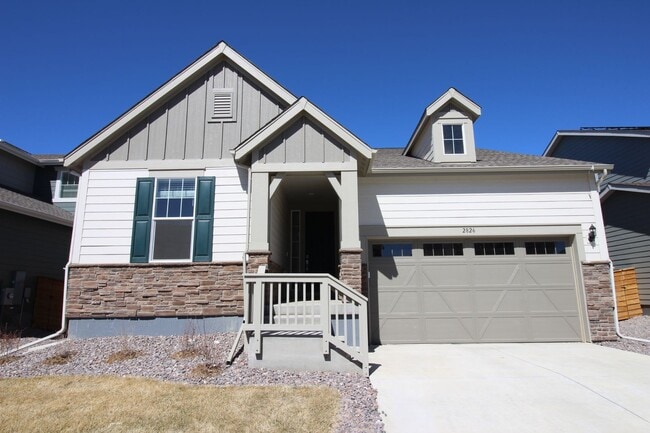 Building Photo - Beautiful Newer Ranch Style Home