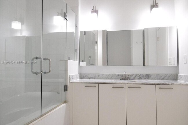 Building Photo - 2001 Meridian Ave