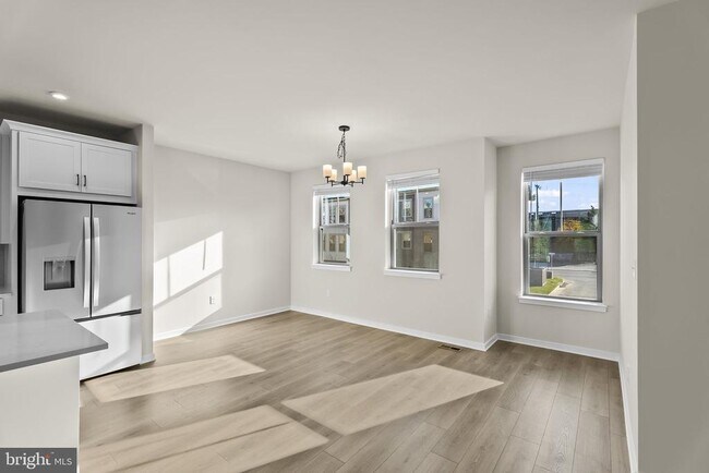 Building Photo - 6244 Folly Ln