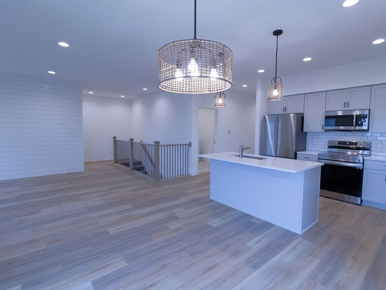 Building Photo - 19638 W 200th St