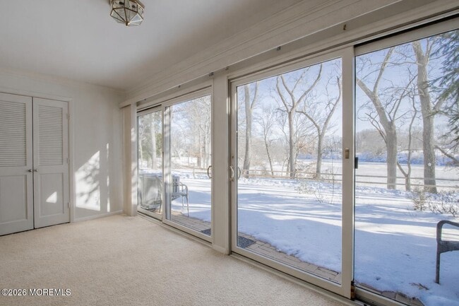 Building Photo - 24 Danbury Ct