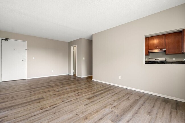 Building Photo - Granite City Apartments 2 Bedroom Apartment Home