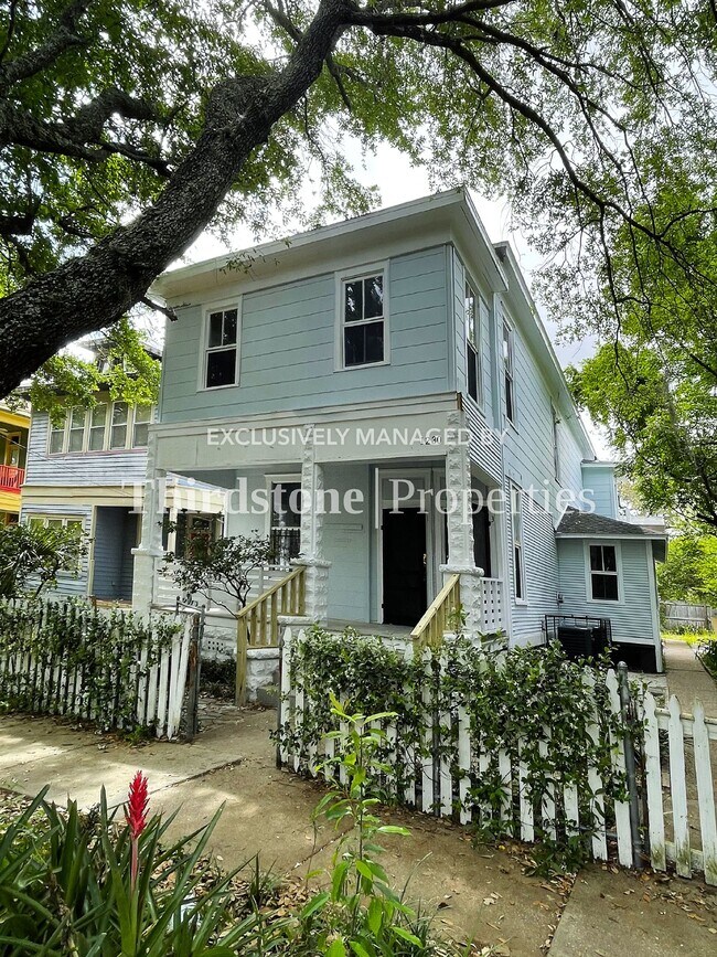 Building Photo - 1230 N Liberty St