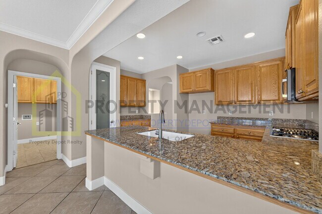 Building Photo - Spacious 3-Bed, 2-Bath Retreat on Charm Way