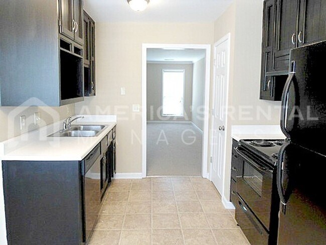 Building Photo - 378 Jamestown Manor Dr