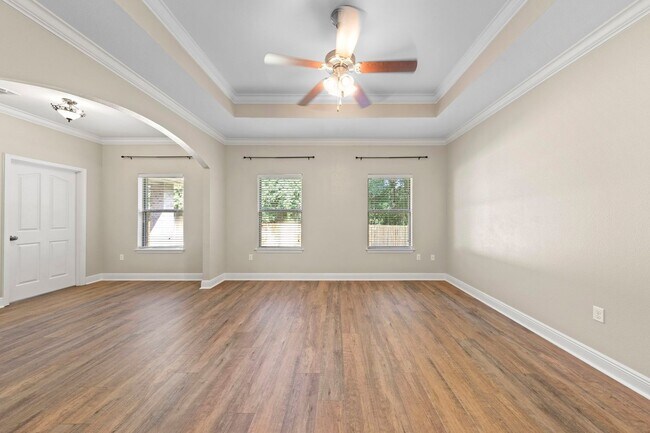 Building Photo - Luxury home in a premier neighborhood!