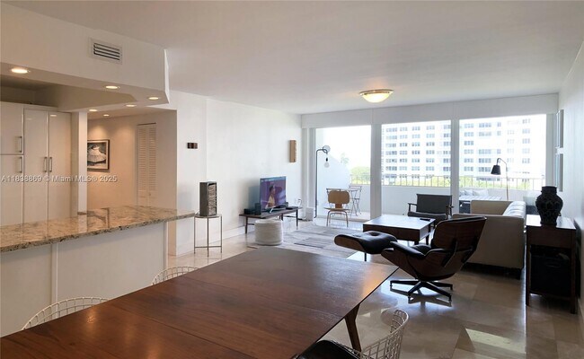 Building Photo - 177 Ocean Ln Dr