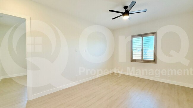 Building Photo - 4411 W Park View Ln