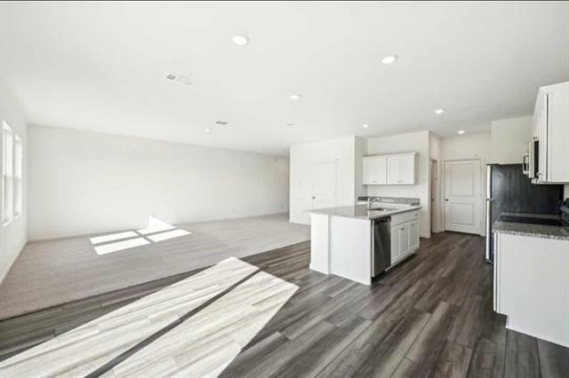 Building Photo - 4525 Firewheel Dr