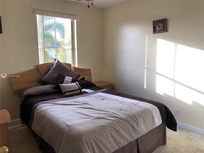 Building Photo - 1379 NW 166th Ave