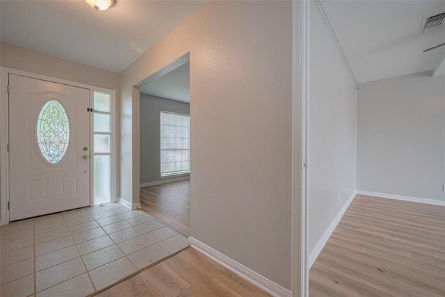 Building Photo - 1318 Bellgrove Dr