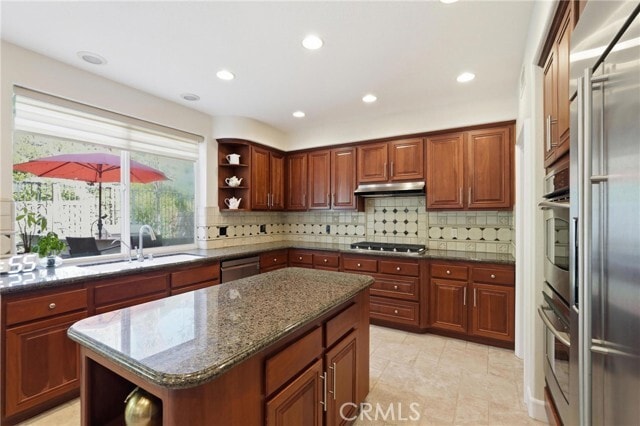 Building Photo - 27672 Daisyfield Dr