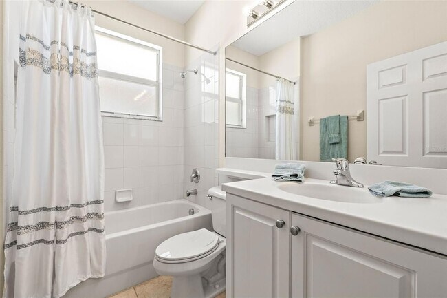 Building Photo - 4949 Sandy Brook Cir