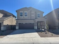 Building Photo - 36597 W Santa Clara Ave