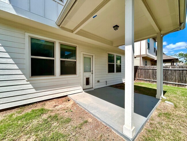 Building Photo - 11909 Mercantile Ln