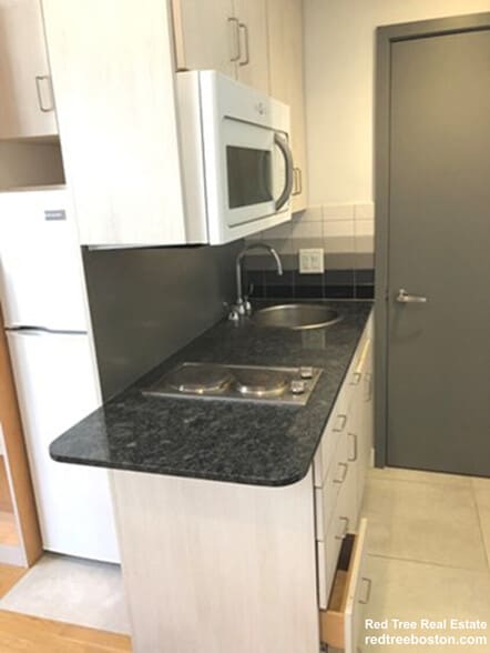 Building Photo - 144 Bowdoin St