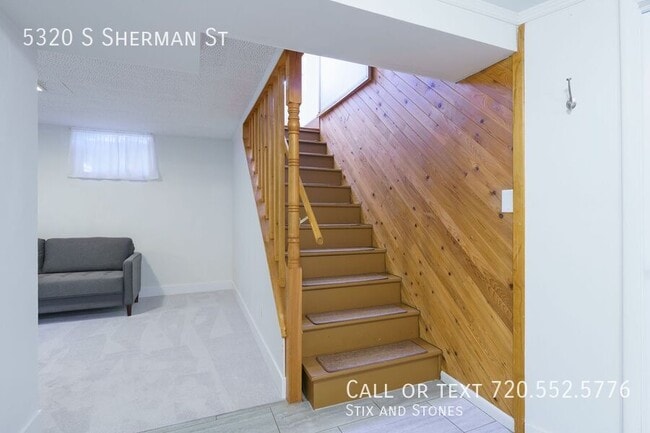 Building Photo - 5320 S Sherman St
