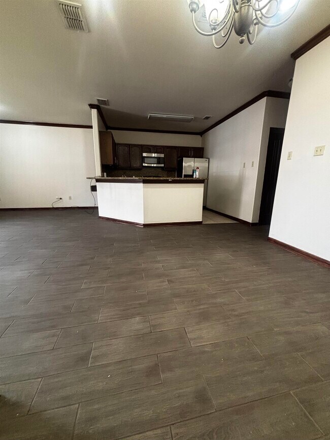 Building Photo - 8216 Casa Verde Rd