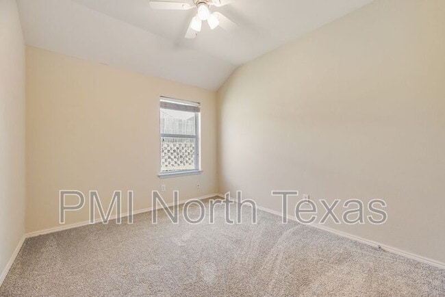 Building Photo - 2721 Lone Ranger Tr