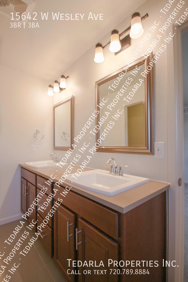 Building Photo - 15642 W Wesley Ave