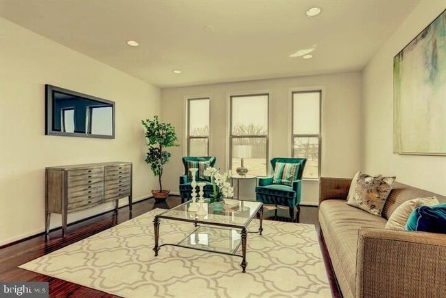 Building Photo - 42346 Alder Forest Terrace