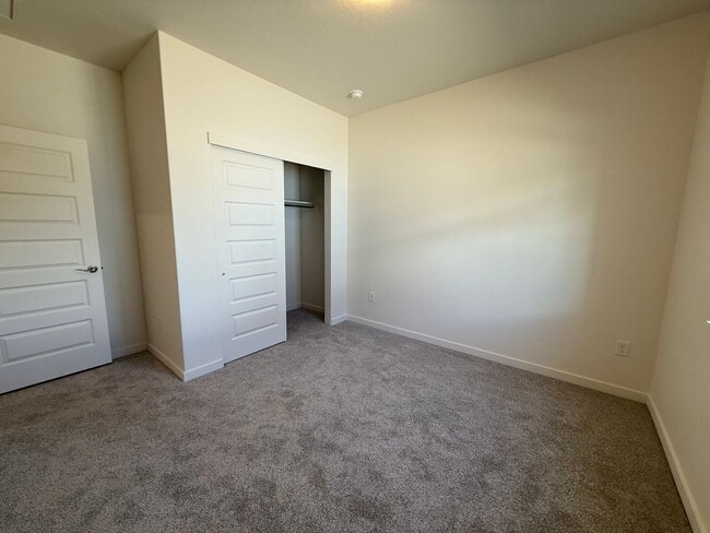 Building Photo - 3138 Platte River Dr