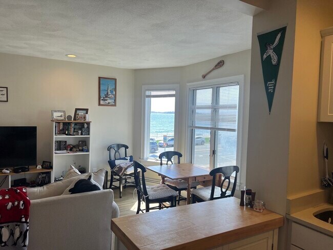 Building Photo - 56 Humphrey St