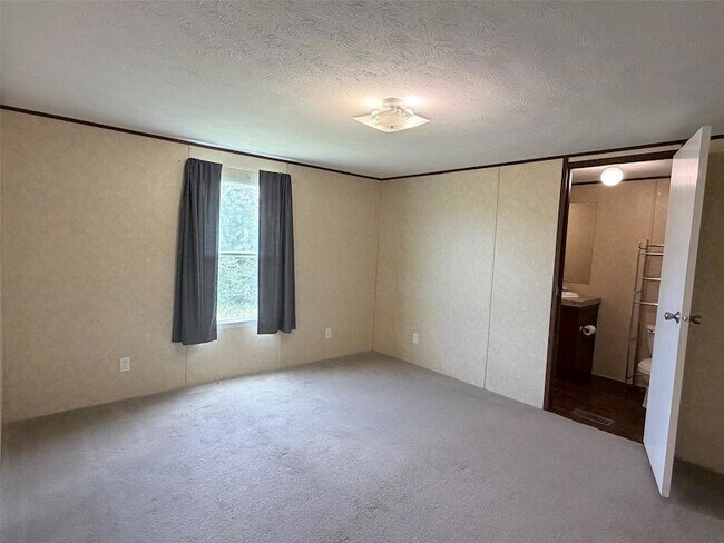 Building Photo - 538 Cottletown Rd