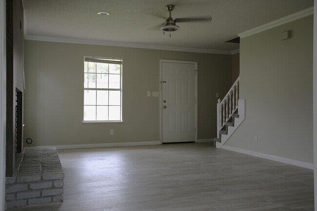 Building Photo - 2521 Georgetown Ln