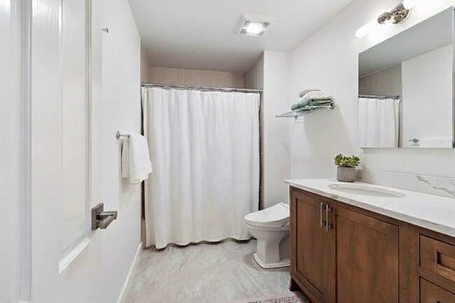 Building Photo - 100 Keyes Rd