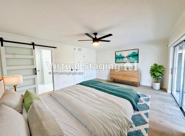 Building Photo - 9205 Tudor Dr