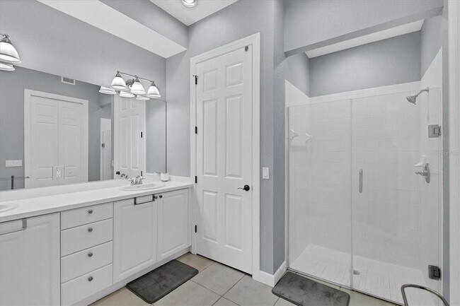 Building Photo - 5523 46th Ct W