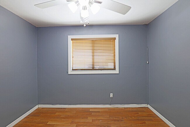 Building Photo - Duplex Cape Coral 3818