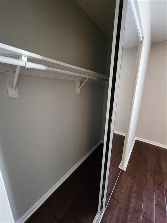 Building Photo - 1565 Springleaf Ct SE