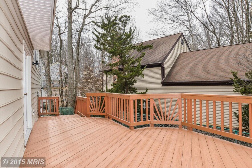 Building Photo - 7200 Hopkins Ct
