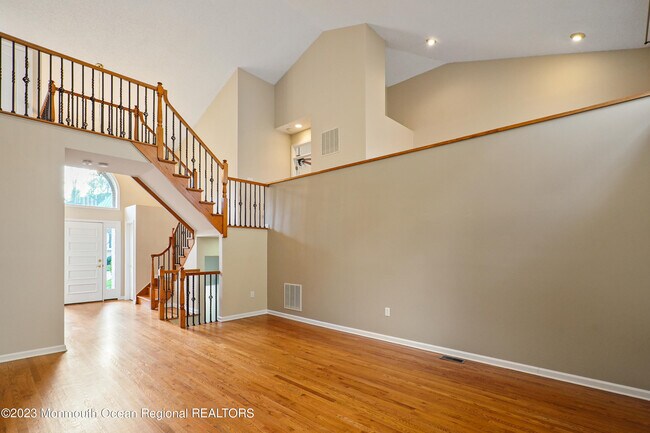 Building Photo - 194 Pelican Ct