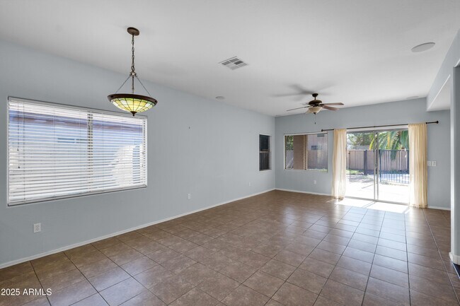 Building Photo - 2057 E Riviera Dr