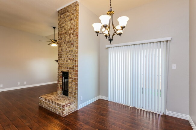 Building Photo - 8705 Elbe Trail