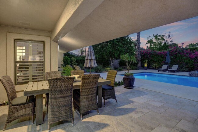 Building Photo - 71138 Patricia Park Pl