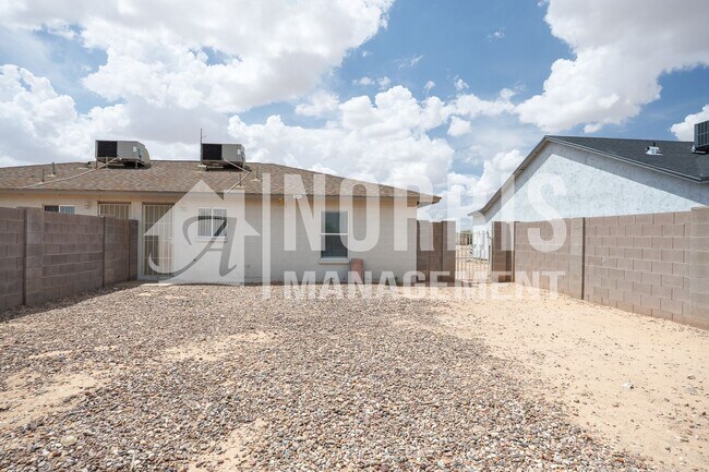 Building Photo - 10077 S Tampico Ln