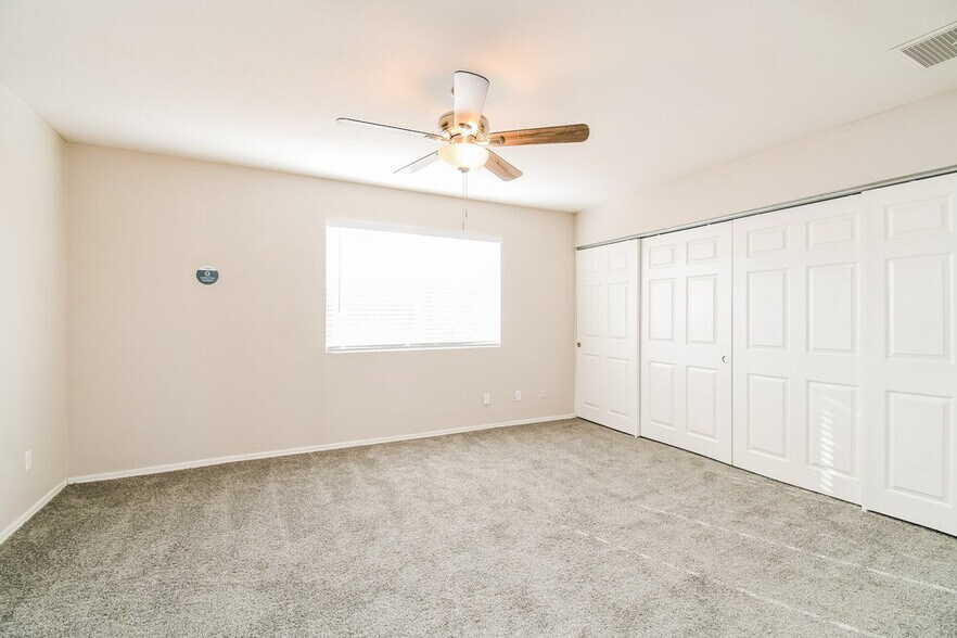 Building Photo - 521 W El Prado Rd