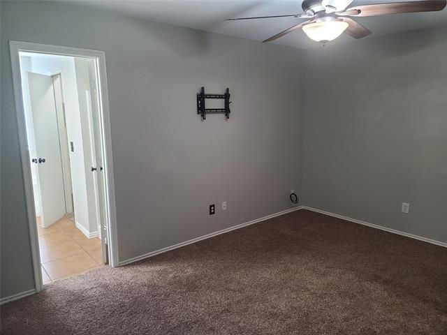 Building Photo - 305 Lake Wichita Dr