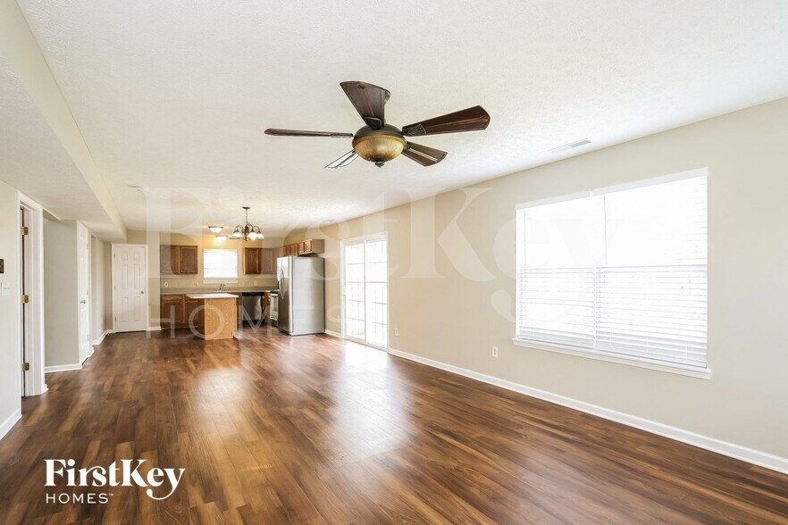 Building Photo - 2706 Bluestone Dr