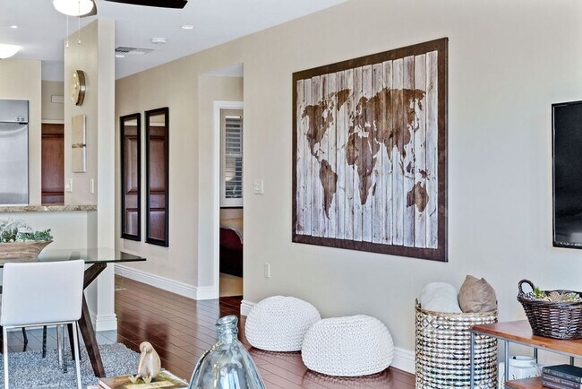 Building Photo - Fully Furnished Condo in the prestigious R...