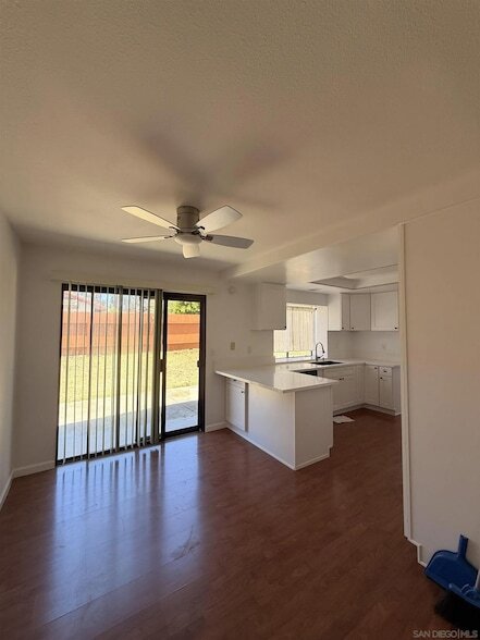 Building Photo - 7538 Hawks Peak Way