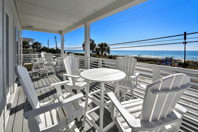 Building Photo - 14300 Front Beach Rd